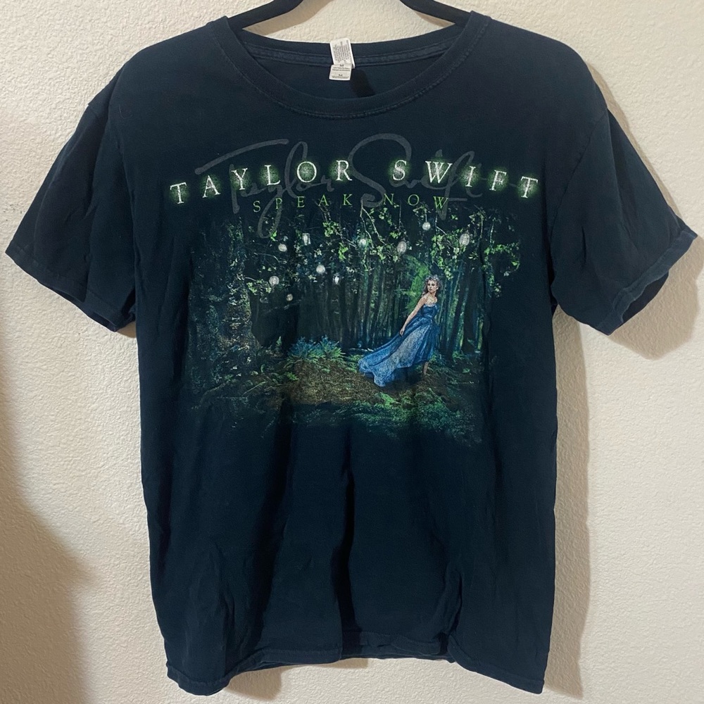 2011 Taylor Swift Speak Now Tour Tee